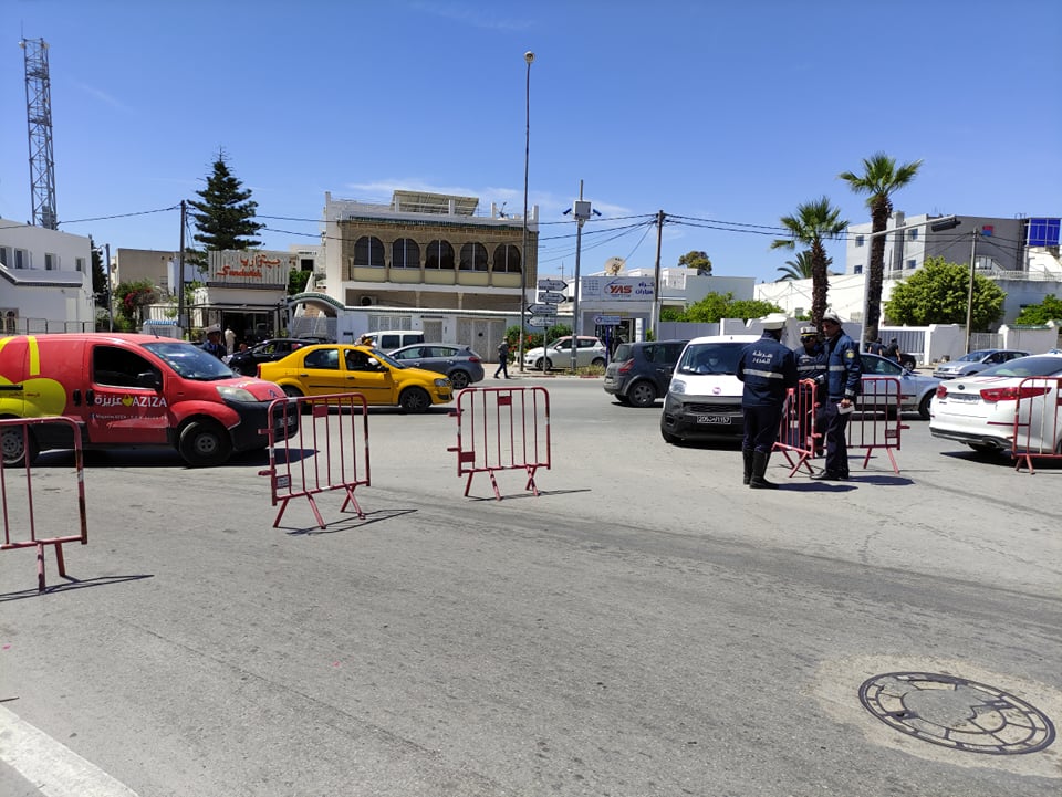 Tunisie: Les cafés et restaurants aux alentours du stade Hedi Naïfer fermés