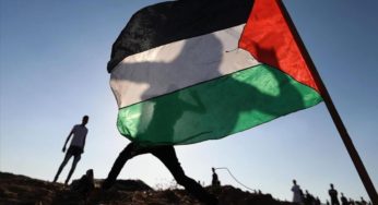 Monde: Des manifestants à Chicago réclament la suspension de toute aide américaine à Israël