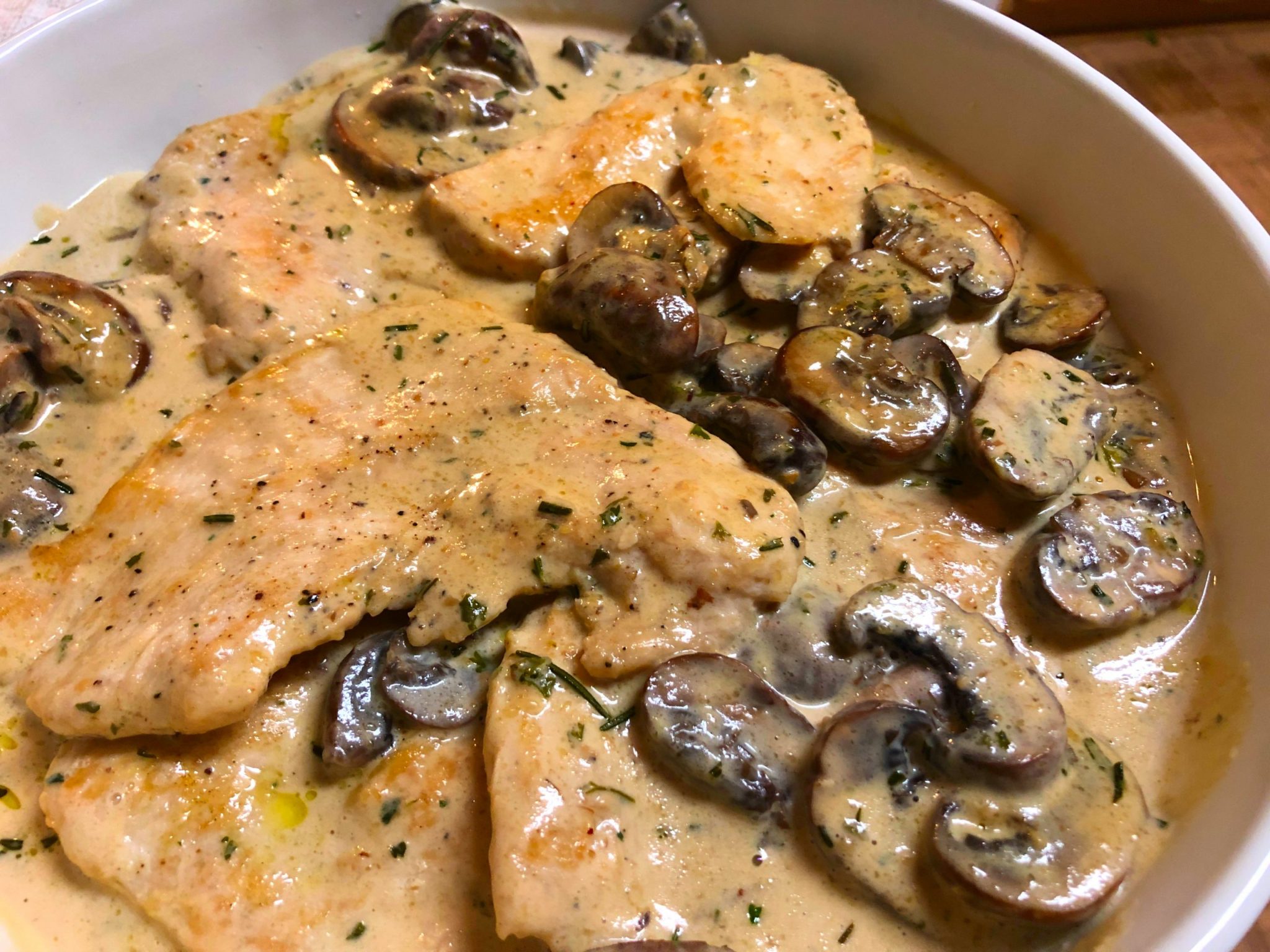 Recette Émincé de dinde à la crème et aux champignons Tunisie