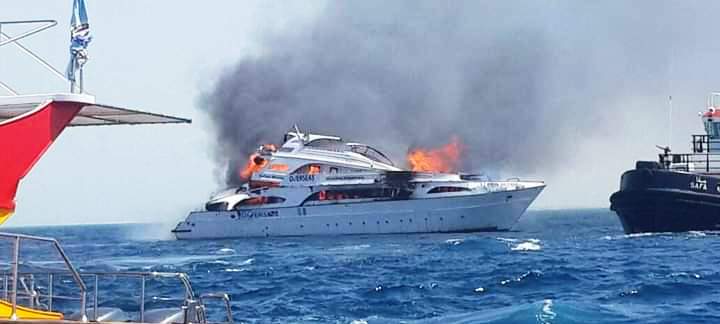 Tunisie – Cap Zbib : Un mystérieux incendie dévore trois yachts et deux barques de pêche