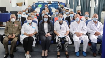 Tunisie – IMAGE : Les membres du cabinet présidentiel reçoivent leur première dose de vaccin