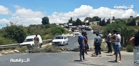 Tunisie – Des protestataires bloquent depuis hier la route de Tabarka