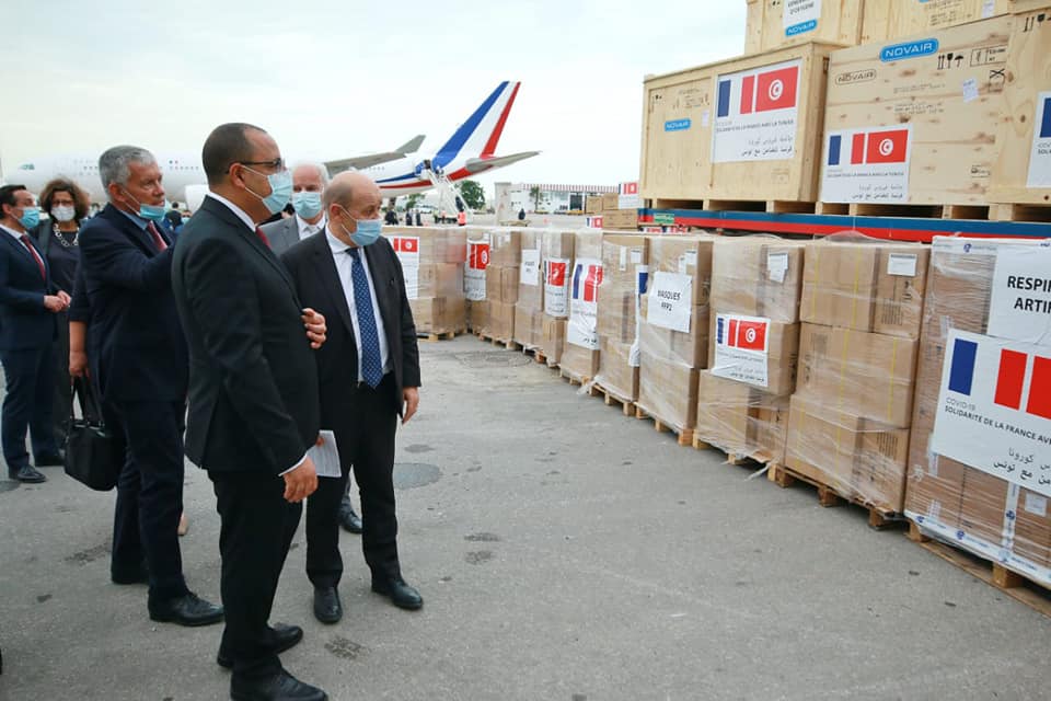 La Tunisie reçoit un don français de 3 unités de production d’oxygène