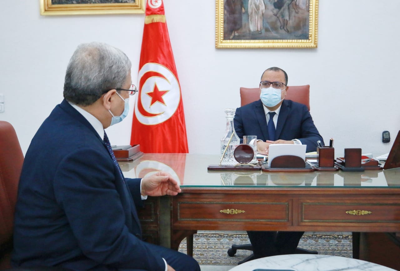 Tunisie: Hichem Mechichi demande l’intensification des efforts diplomatiques pour l’obtention des vaccins anti-Covid19