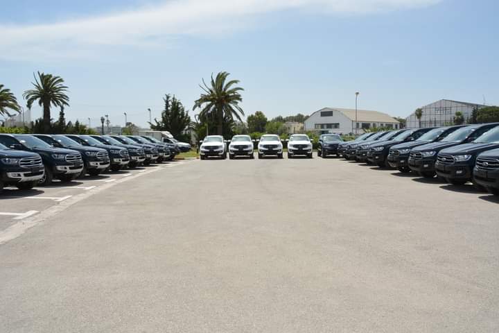 Tunisie: Un don américain de 24 voitures au profit du ministère de l’Intérieur [photos]