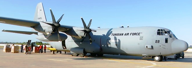 Tunisie – 35 concentrateurs emmenés à Djerba par avion militaire… Quelle idée insensée !!