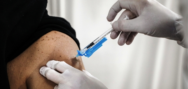 L’OMS annonce qu’une troisième dose de vaccin anti covid sera nécessaire