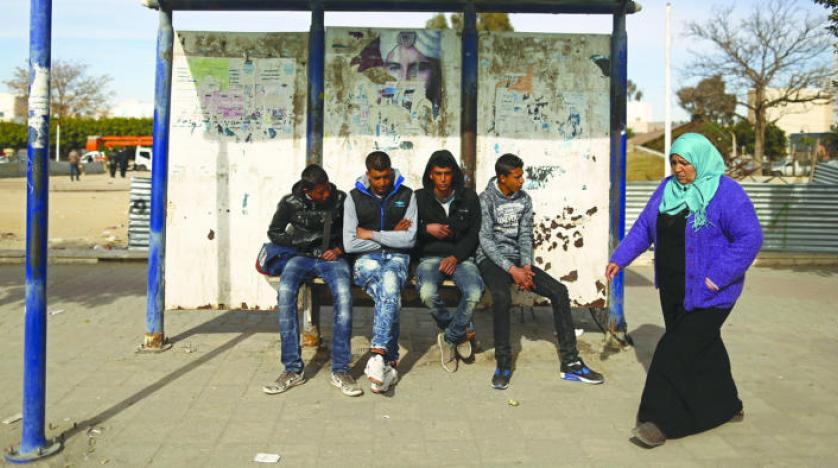 En l’absence d’accompagnement, l’UE aide les jeunes chômeurs tunisiens les plus vulnérables…