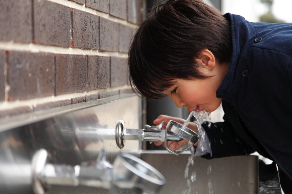 Près de 500 écoles primaires en pénurie d’eau potable