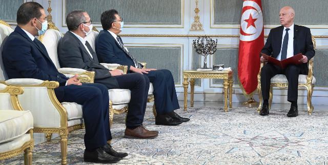 Tunisie – Kaïs Saïed fait allusion à des élections anticipées et à un référendum ?