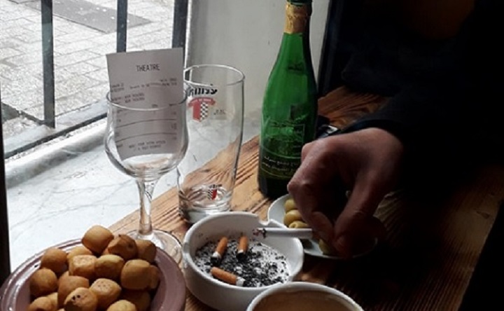 La loi des finances 2022 « oublie » la suppression des voitures et logements de fonction et fait accroitre le prix de l’alcool