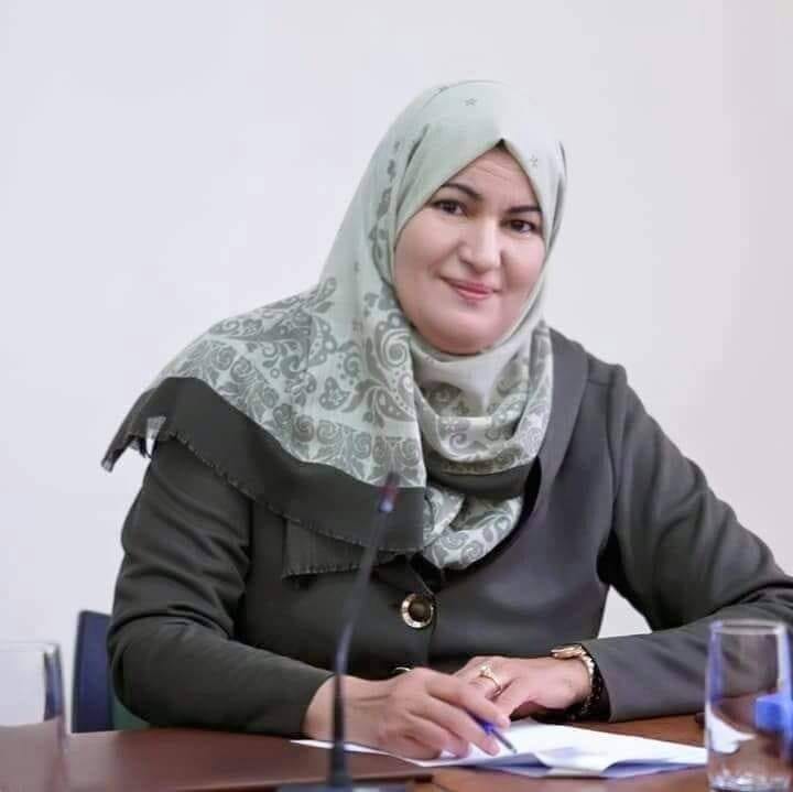Après avoir contracté un cancer, la députée Samira Smai se trouve privée de son droit à la couverture sociale