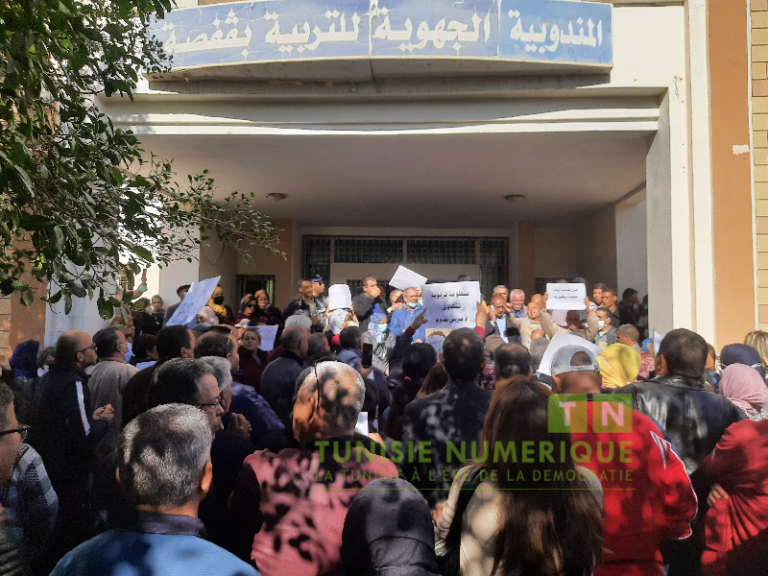 Gafsa: La Fédération régionale de l’enseignement secondaire décide de poursuivre la grève