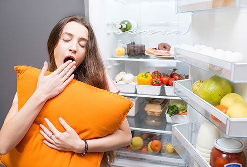 Des aliments à éviter avant d’aller dormir