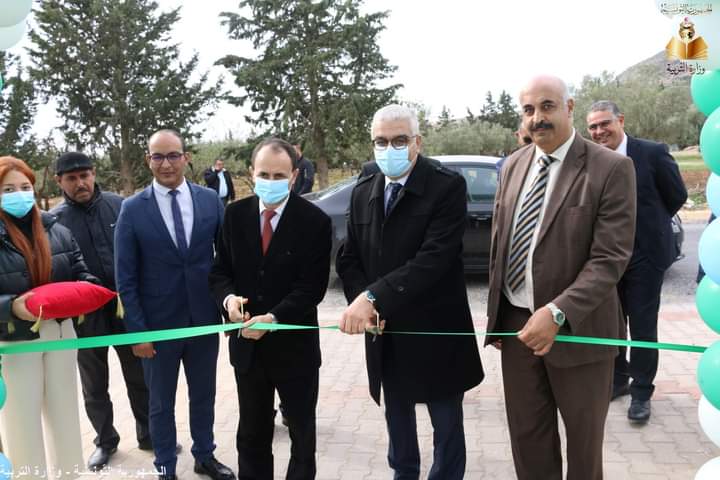 Zaghouan : Le ministre de l’Éducation inaugure l’école primaire El Barouta à El Fahs