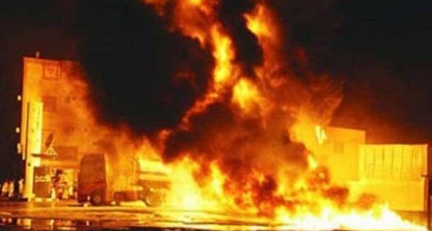 Sidi Bouzid : Un incendie s’est déclaré dans la décharge municipale à proximité de la faculté des Sciences et du foyer universitaire