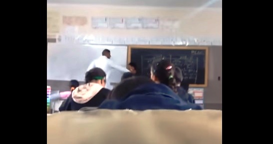 Tunisie – VIDEO : Un instituteur agresse un élève en classe : Le ministère de l’éducation réagit