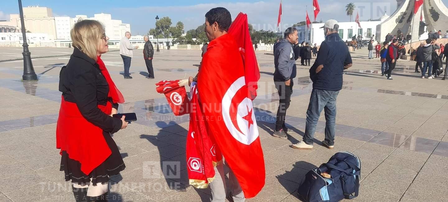 Tunisie [PHOTOS] : Stand de protestation du PDL à La Kasbah