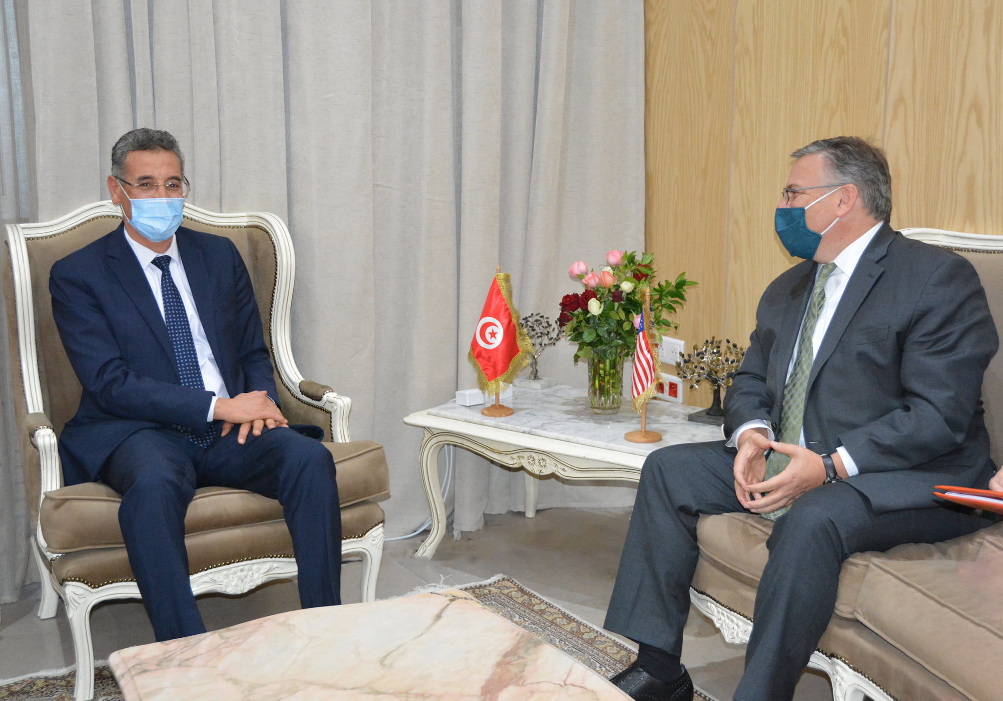 Tunisie : Le Ministre de l’Intérieur reçoit l’Ambassadeur des Etats-Unis d’Amérique en Tunisie