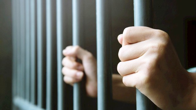 Kasserine : Deux mandats de dépôt en prison contre de 2 fonctionnaires à la commune d’Ennour