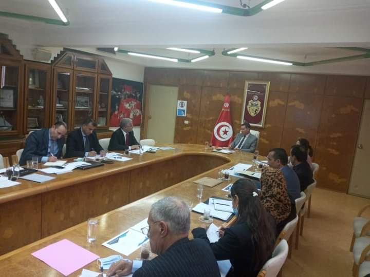 Tunisie : Une séance au ministère des Transports sur les redevances aéroportuaires
