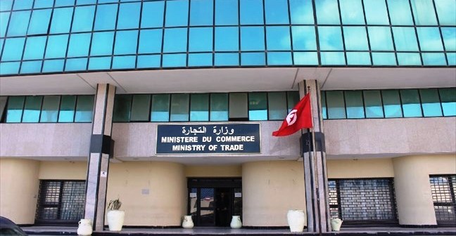Tunisie – Quelle est l’utilité d’un ministère du commerce incapable de contrôler les prix ni de garantir le ravitaillement du marché ?