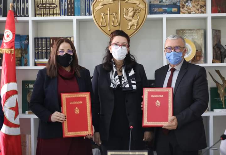 Tunisie : Signature d’un contrat de concession pour la restauration «d’El Karaka » de la Goulette et sa transformation en musée de la céramique artisanale