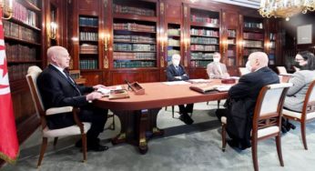 Tunisie – VIDEO : Kaïs Saïed semble disposé à suspendre la constitution ?