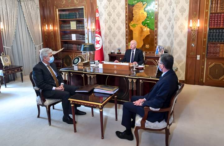 Tunisie : Saied rencontre les ministres de la Défense et de l’Intérieur sur la préparation des forces militaires et sécuritaires pour imposer la loi à tous