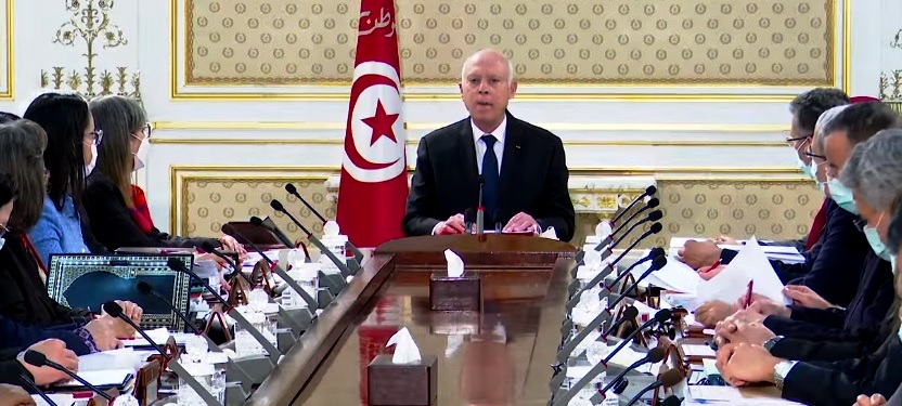 Tunisie – Annonces de complots : Saïed ne risque-t-il pas de se rendre fautif devant la loi ?