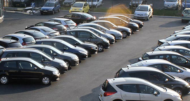 Autos: Les ventes européennes accusent une chute sans précédent