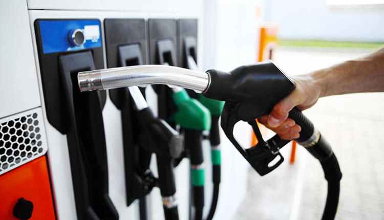 Ridha Chkoundali: L’augmentation mensuelle du prix du carburant entraînera une hausse pour les autres produits(Audio)