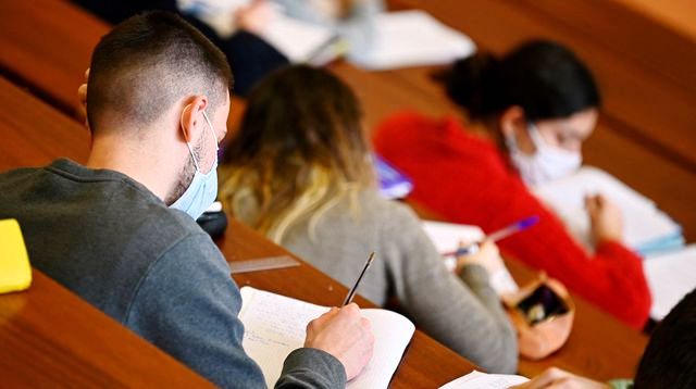 Tunisie – Sessions d’examens spéciales pour les étudiants qui ont eu le covid