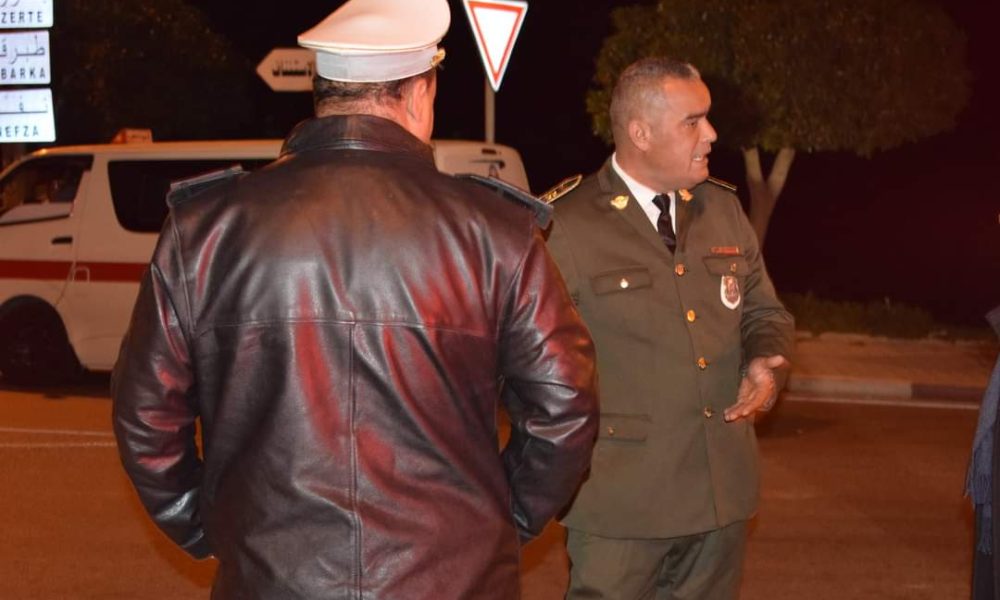 Béja [PHOTOS] : Le Gouverneur suit sur terrain le travail d’un certain nombre de patrouilles de sécurité