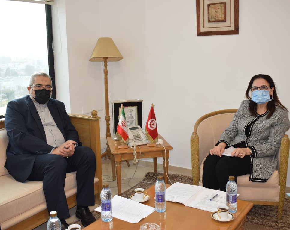 La ministre du Commerce rencontre le ministre des Affaires étrangères adjoint iranien