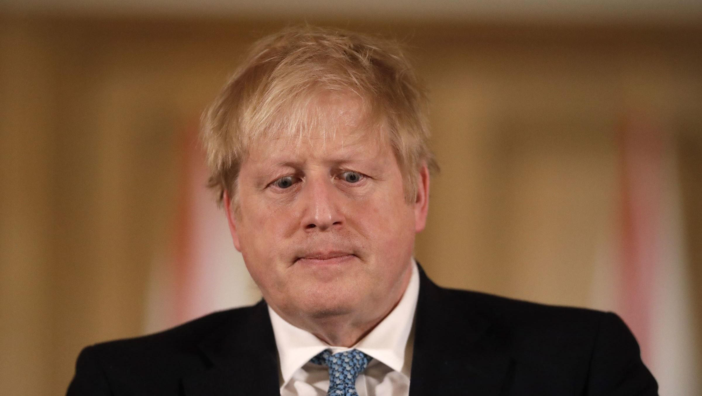 “Partygate” : 5 proches de Boris Johnson le lâchent, le “Premier ministre est fini”