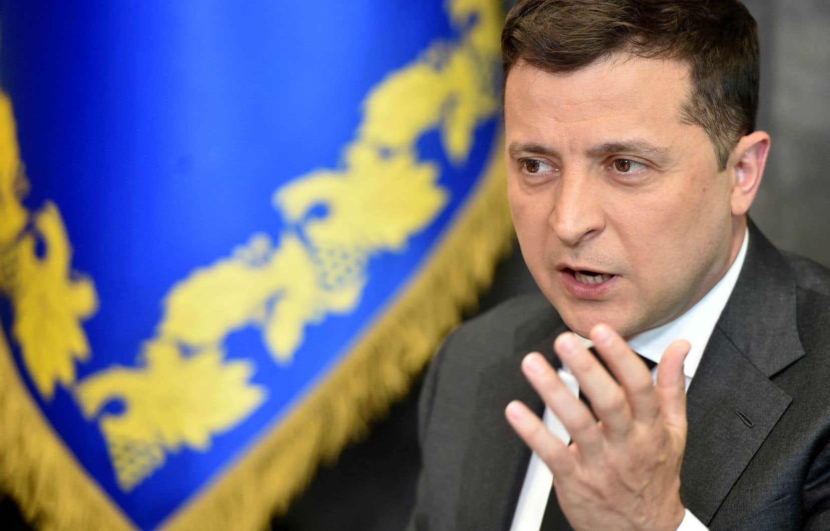 Volodymyr Zelensky appelle les Ukrainiens à ne pas déposer les armes