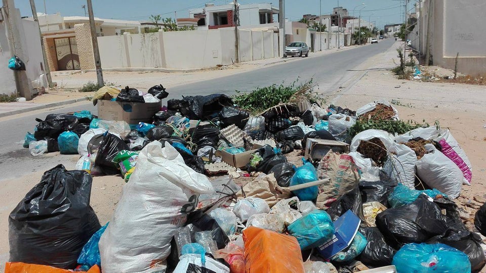 Béja: La municipalité appelle les citoyens à ne pas sortir leurs poubelles durant les 3 jours de grève