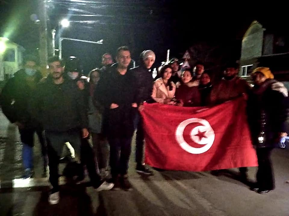 Arrivée du premier groupe de Tunisiens évacués de l’Ukraine: Les détails [Audio]