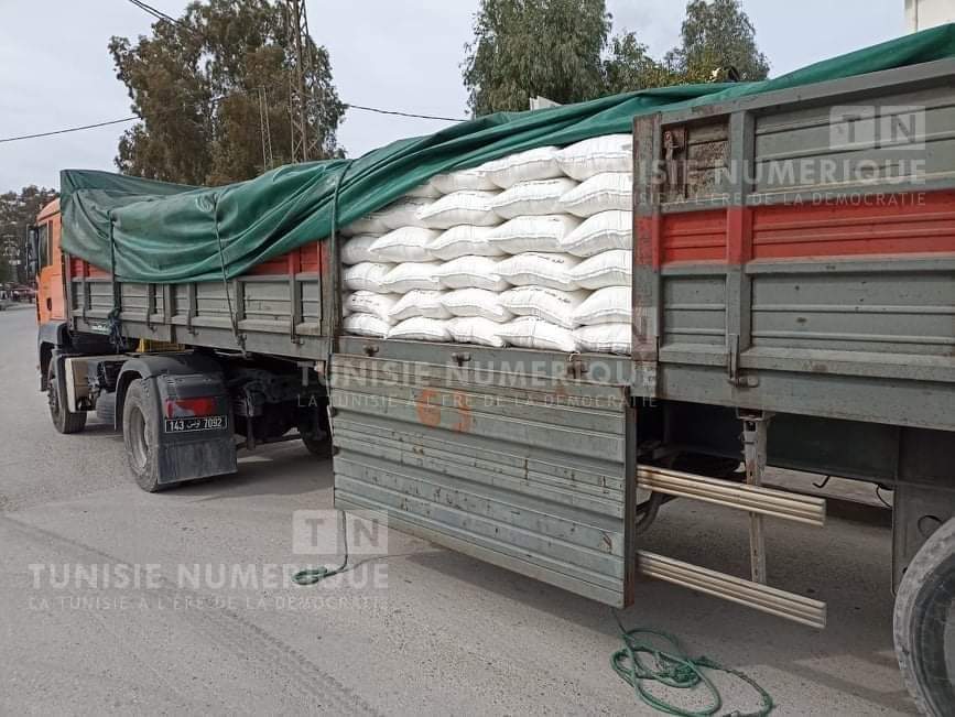 Kef: Un premier lot de 2000 tonnes de sucre arrive de l’Algérie