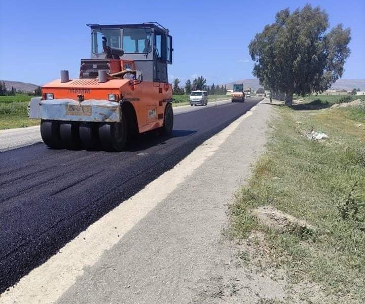 Jendouba: Démarrage des travaux d’entretien routier [Photos]