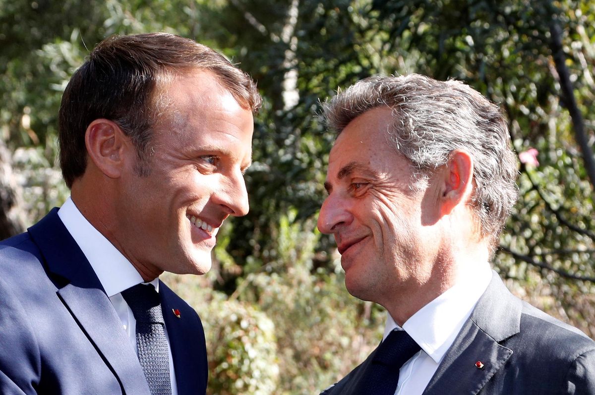 Présidentielle française: Sarkozy soutient Macron au 2eme tour