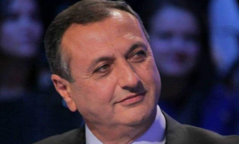 Issam Chebbi: 80% des décrets présidentiels sont relatifs aux limogeages