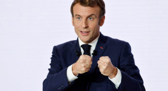 France : Macron dissout le corps diplomatique au nom de la rationalisation, ça fait grand bruit