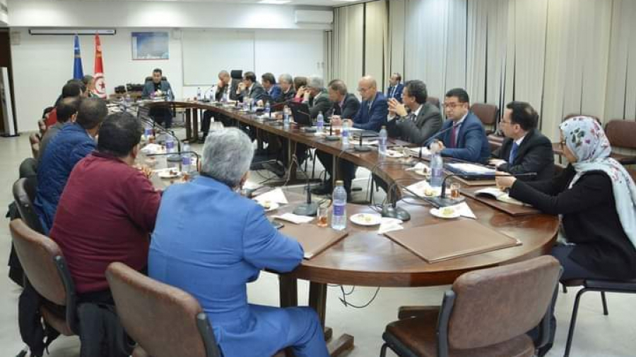 Tunisie : Le statut des agents et la sécurité des voies ferrées au cœur d’une réunion entre le ministre des Transports et le PDG de la SNCFT