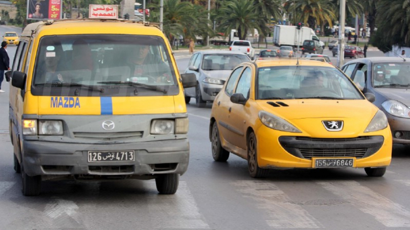 Les taxis collectifs protestent à Monastir