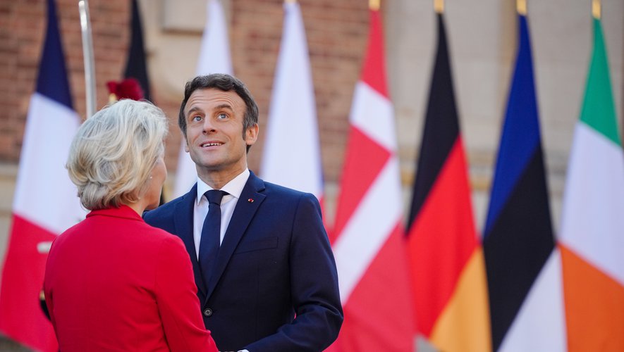 Macron voyait grand, son rêve européen est fracassé par le front des 13