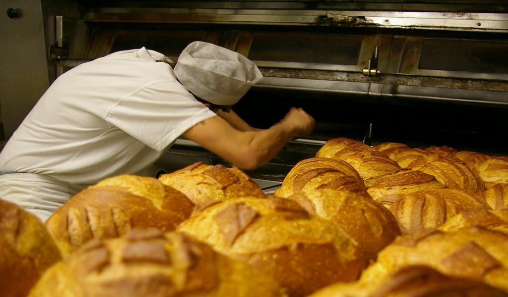 Les propriétaires de boulangeries exigent l’augmentation des prix du pain !