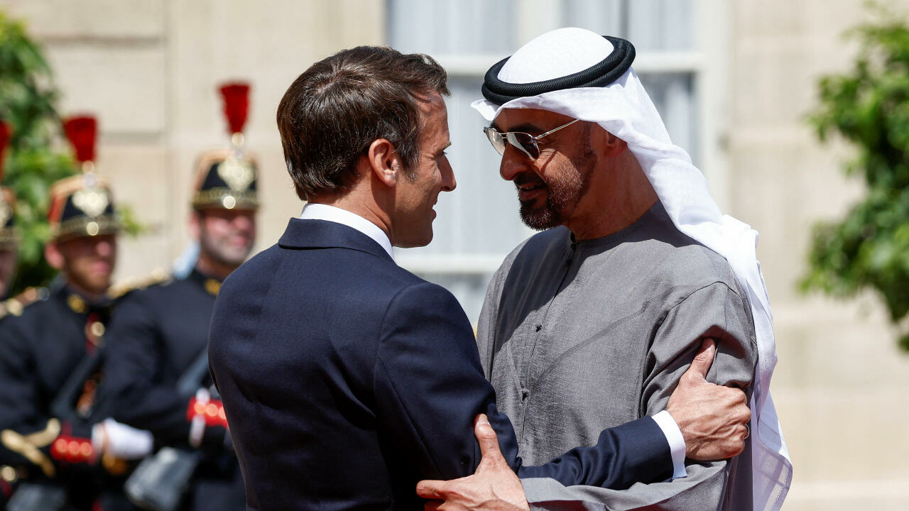 L’affolement mondial : la France court vers les Émirats, les USA vers les Saoudiens, l’Italie vers Alger…