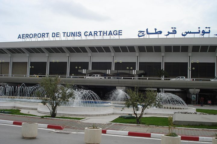 Aéroport de Tunis : Deux événements graves après la visite de Saied, il devra revenir